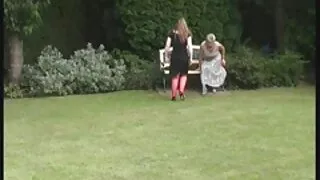 A zelosa morena japo ...