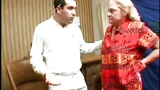 Jovem dá trabalho de ...