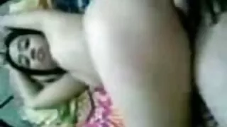 Adolescente morena d ...